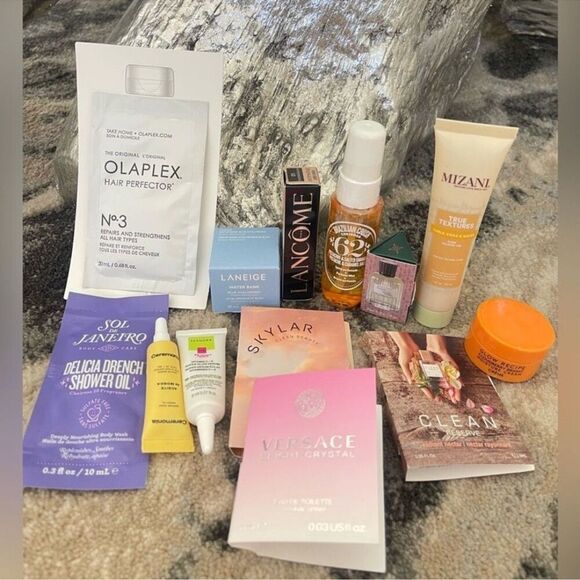 New Beauty Samples bag 13 pcs - Picture 2 of 6
